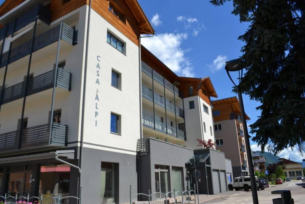 Appartamento Casa Alpi Мале Экстерьер фото